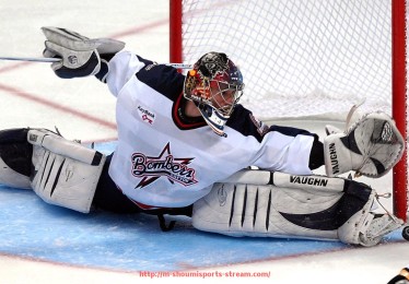 收米体育直播-德甲球队拍照时为何选择不露脸的背后原因 收米体育直播-德甲球队拍照时为何选择不露脸的背后原因