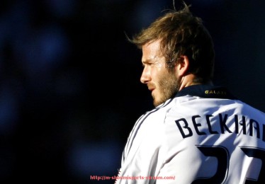 收米体育直播-AC米兰2007年欧冠夺冠之路详尽回顾与战术分析 收米体育直播-AC米兰2007年欧冠夺冠之路详尽回顾与战术分析